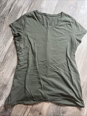 Nola Olive Green Short Sleeve Scoop Neck Tee